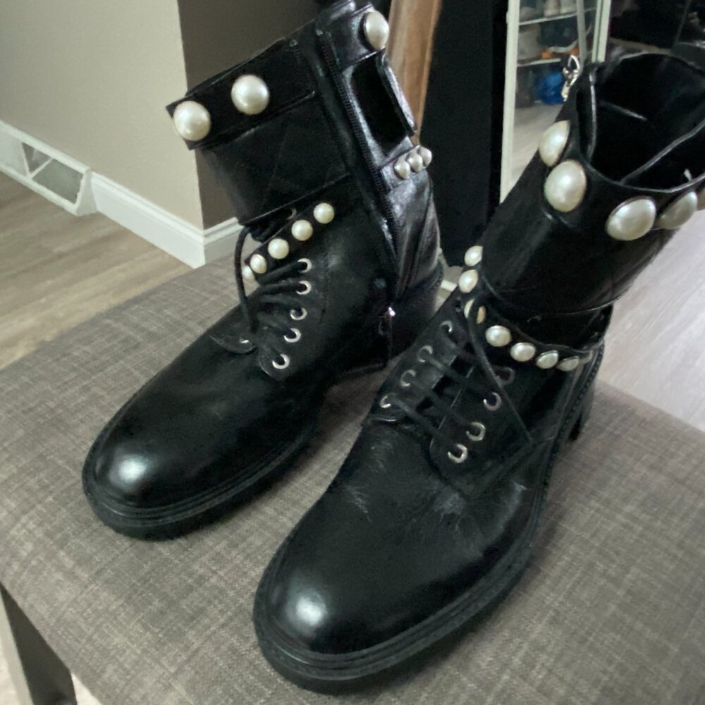 Zara Black Leather Pearl Studded Straps Lace Up Combat Goth Y2K Military Boots 9